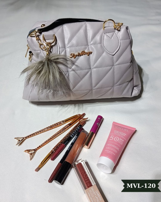 Ponponlu Zincirli Omuz Çantası